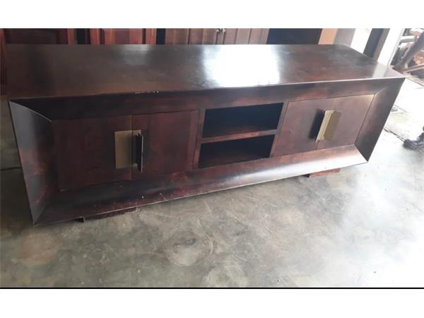 ~/upload/Lots/38552/7bazgrskakboa/LOT 43 TV STAND_t600x450.jpg